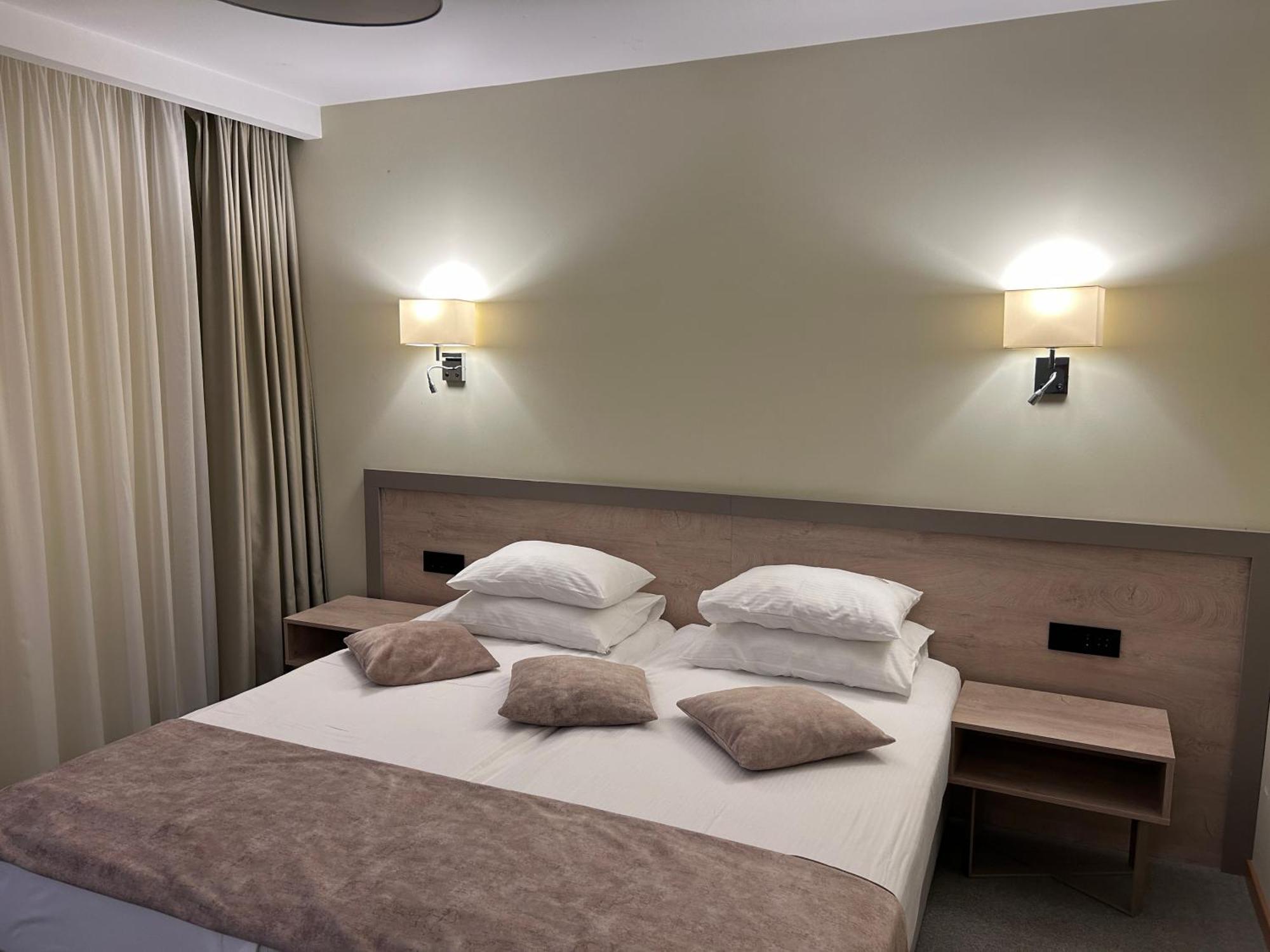 Hotel Siesta Užice Exteriér fotografie
