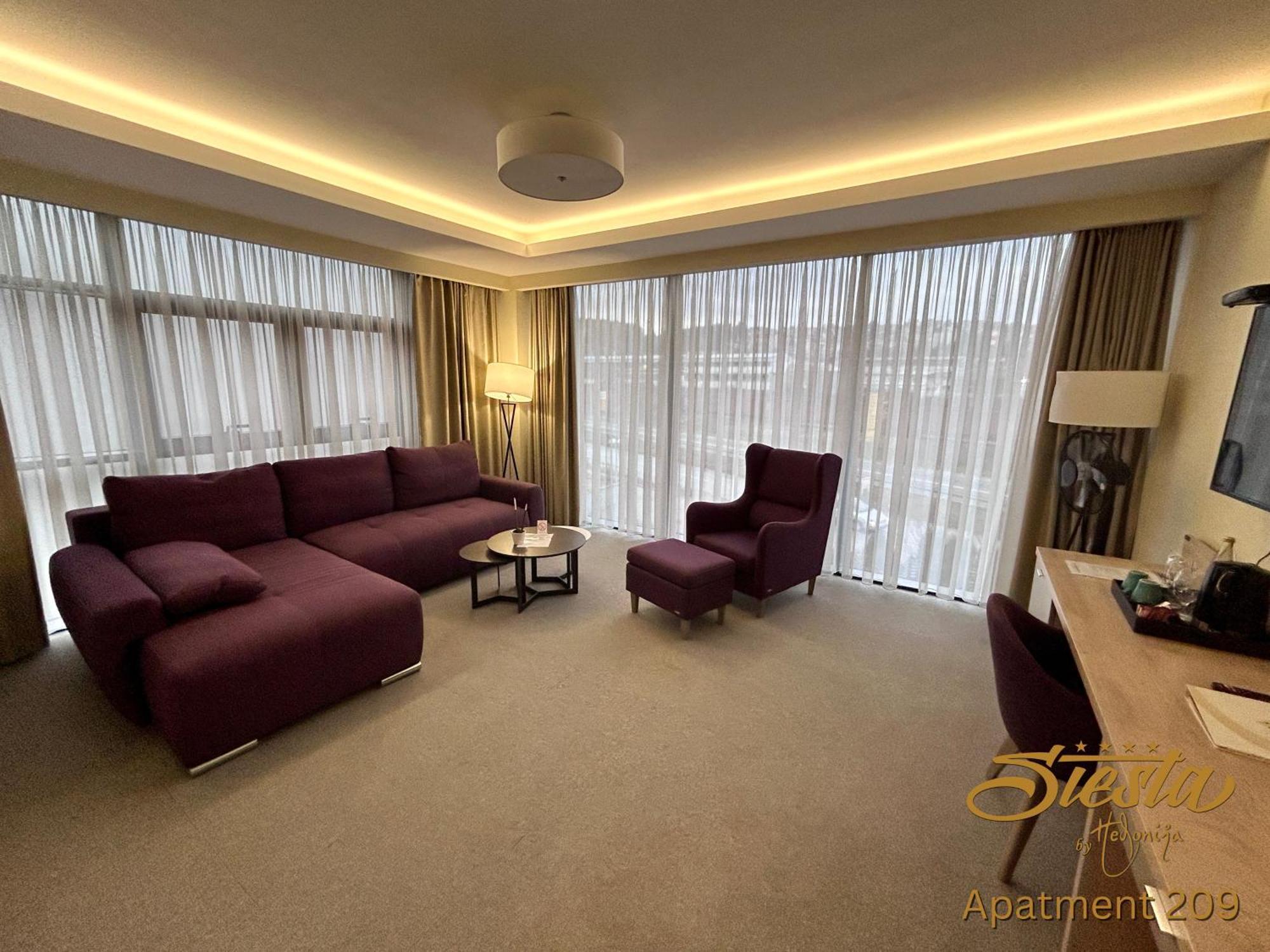 Hotel Siesta Užice Exteriér fotografie